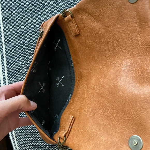 Elephant clutch - Picture 3 of 4